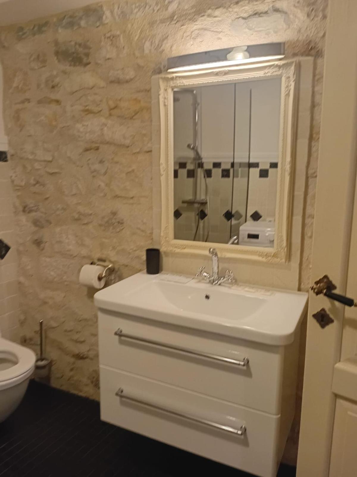 Apartments Inn Baska Voda Luaran gambar